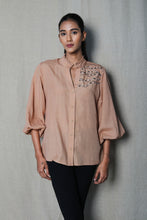 Load image into Gallery viewer, Beige cord shirt