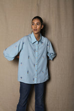 Load image into Gallery viewer, Blue hot air balloon shirt